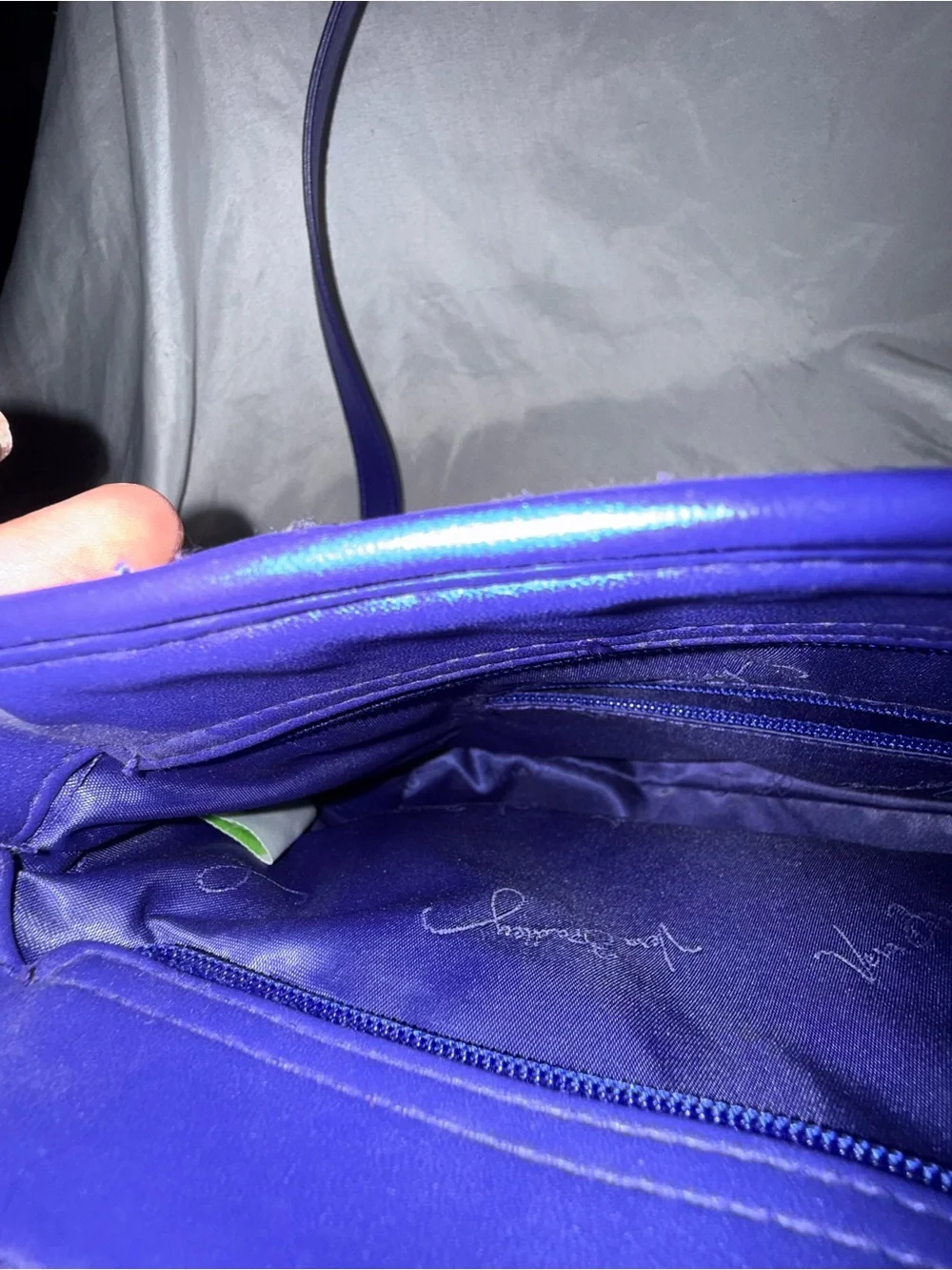 Vera Bradley compact vera